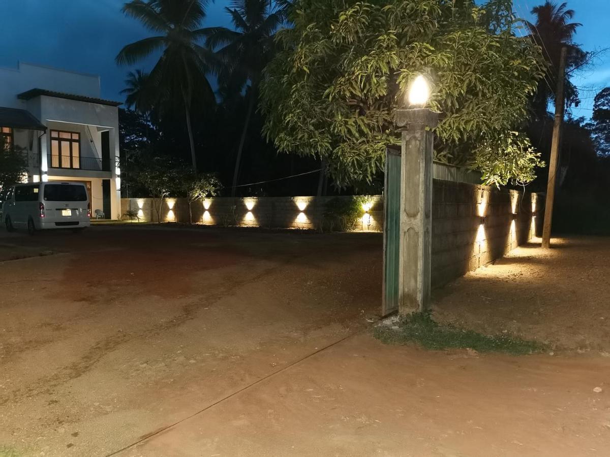 Ruwinsons Canal Garden Anuradhapura Exterior foto